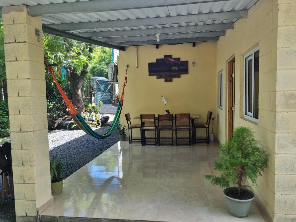 Hostal Camila'S Tamanique Buitenkant foto