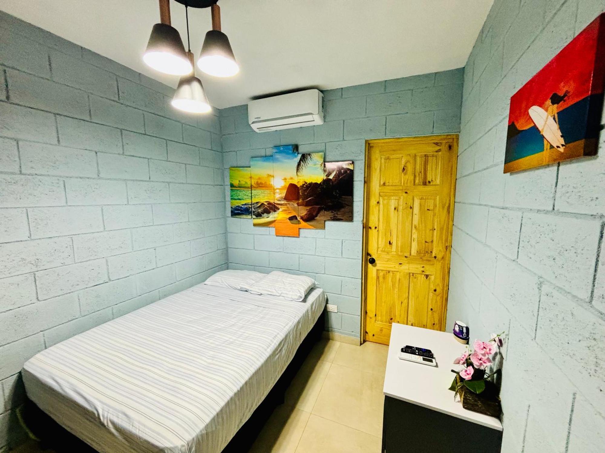 Hostal Camila'S Tamanique Buitenkant foto