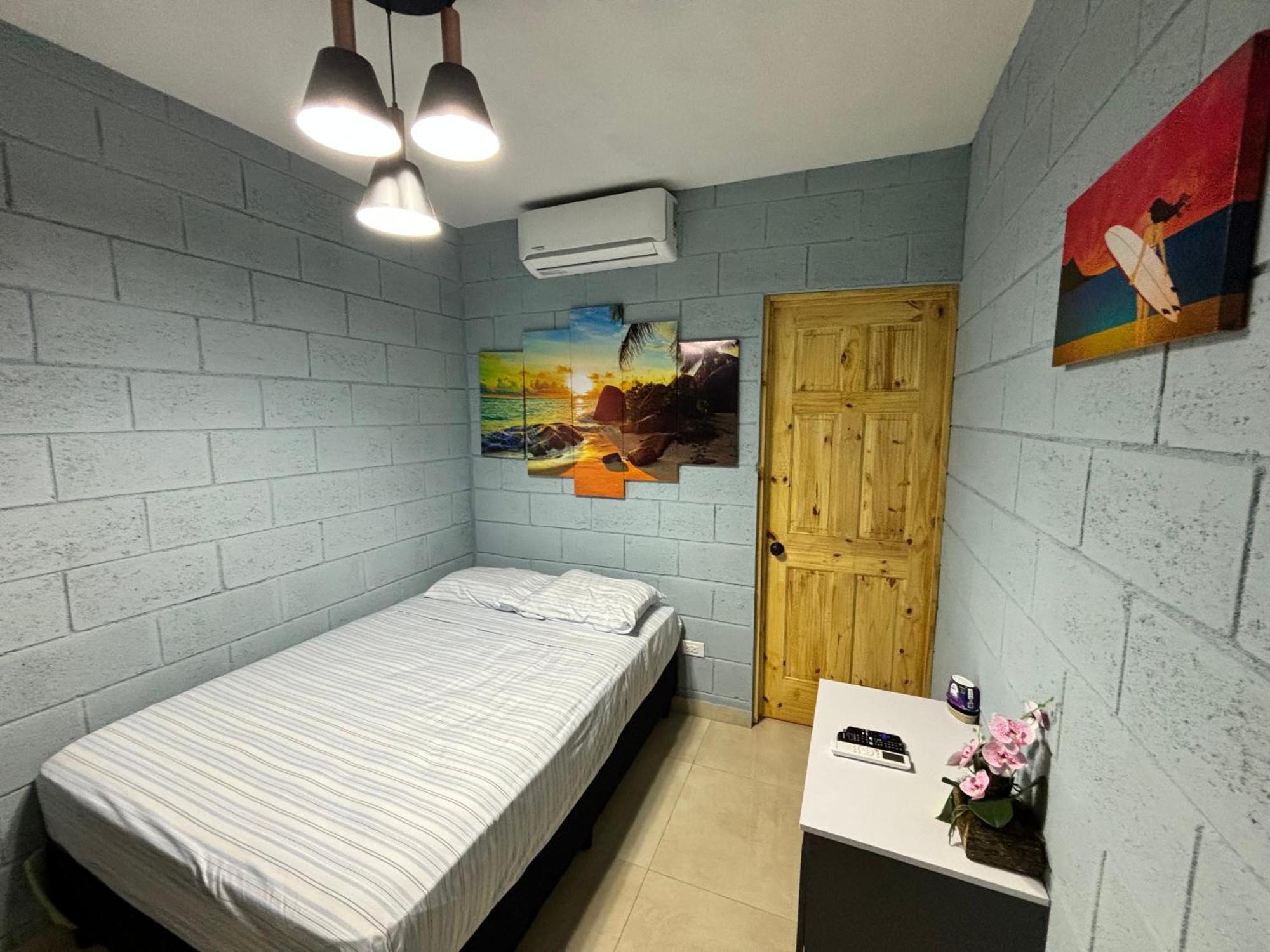 Hostal Camila'S Tamanique Buitenkant foto